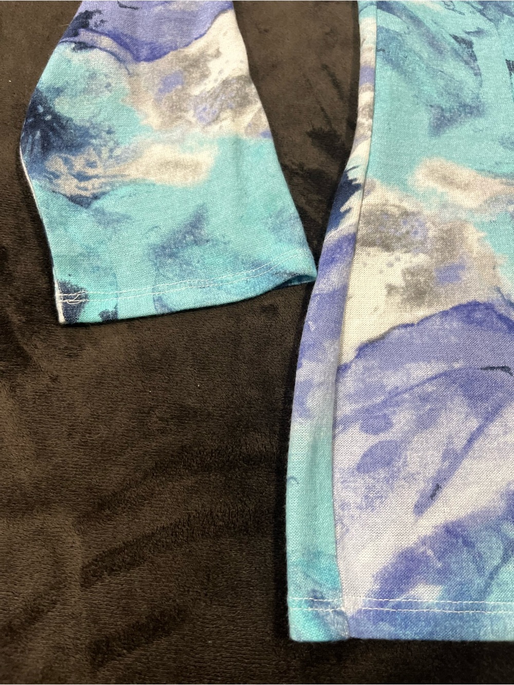 NWT Chicos Women’s CoziSoft Size 2 Large V-Neck Floral Abstract Blue Purple Top - Picture 6 of 14